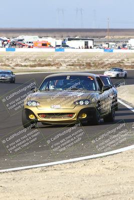 media/Jan-25-2025-CalClub SCCA (Sat) [[03c98a249e]]/Race 4/